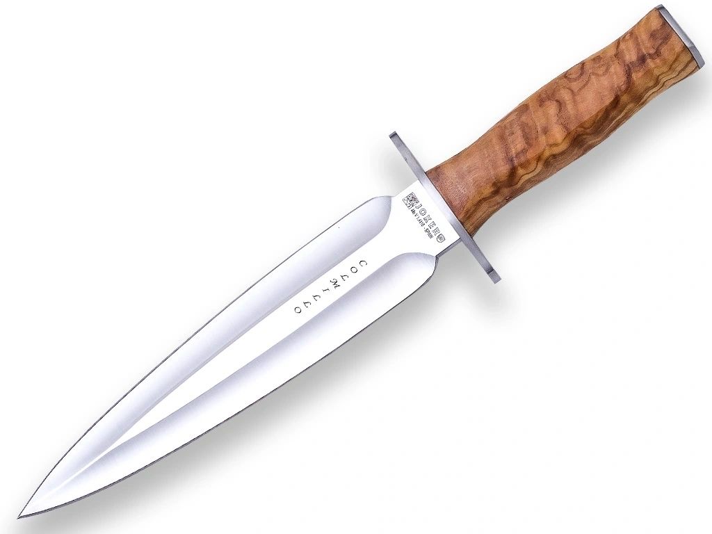 cuchillo-de-remate-joker-colmillo-con-puno-en-.jpg