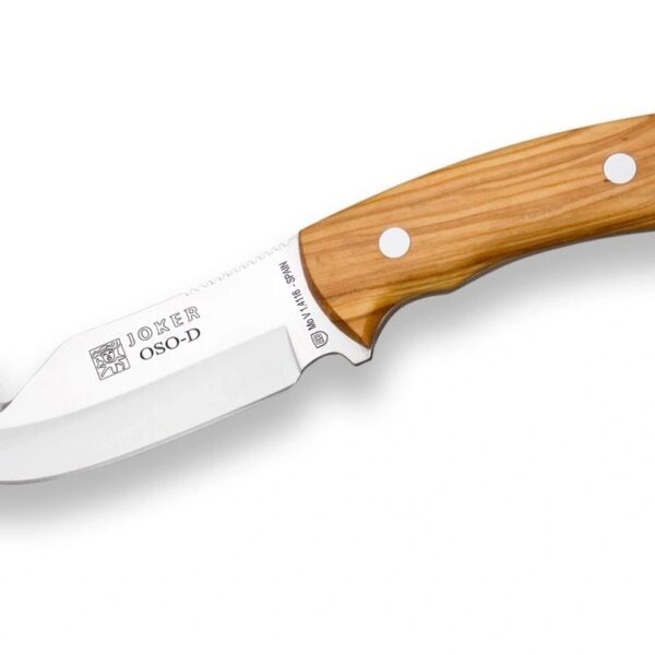 FACA DE ESFOLAR JOKER "BEAR", MADEIRA DE OLIVEIRA, LÂMINA EM AÇO INOXIDÁVEL DE 12 CM. FUNDA EM COURO